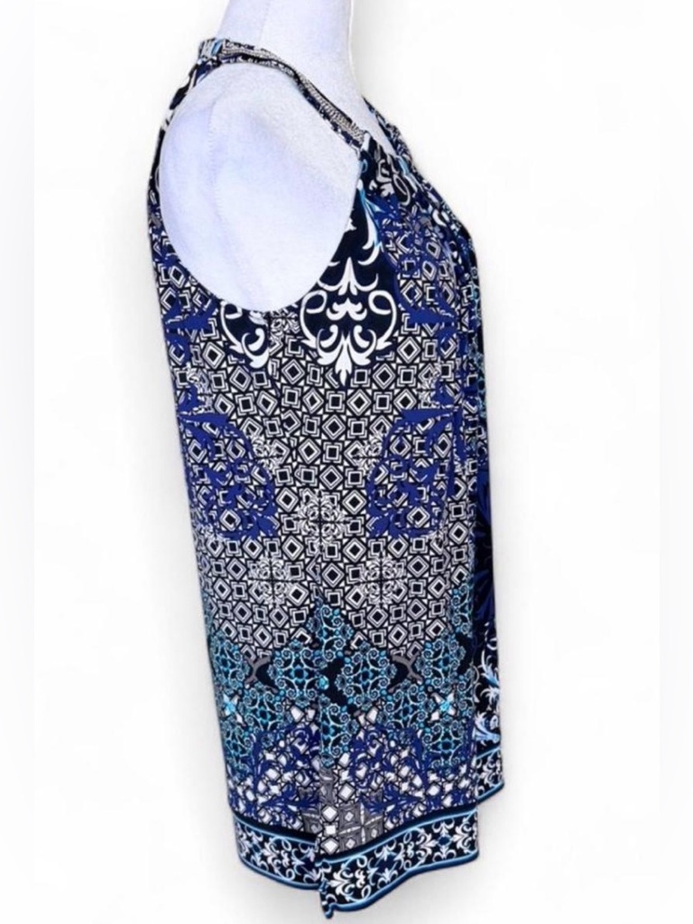 White House Black Market Navy Black Floral-Print Halter Camisole - Picture 3 of 8